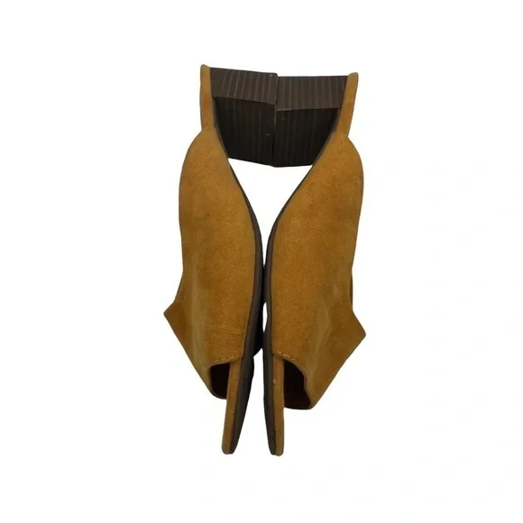 Universal Thread Mustard Slip On Open Toe Block Heel Sandals Size 7 1/2 Women's - Picture 5 of 8